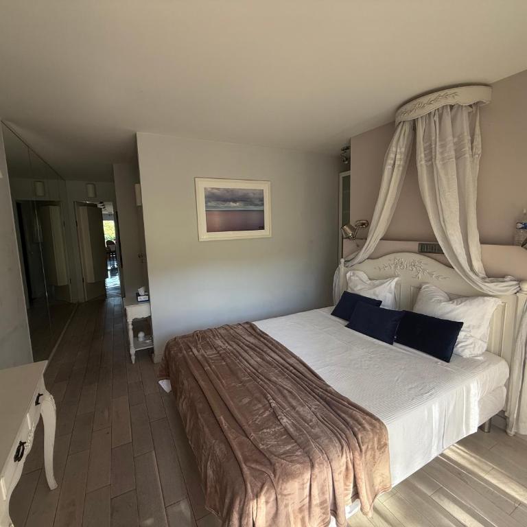 TouchLux Apartments -300m Rooftop Penthouse & Designer Apartment-Cannes - Penthouse - 15
