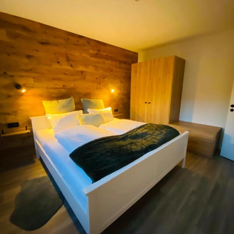 Panorama-Glück I & III - One-Bedroom Apartment with Balcony and Mountain View - 12