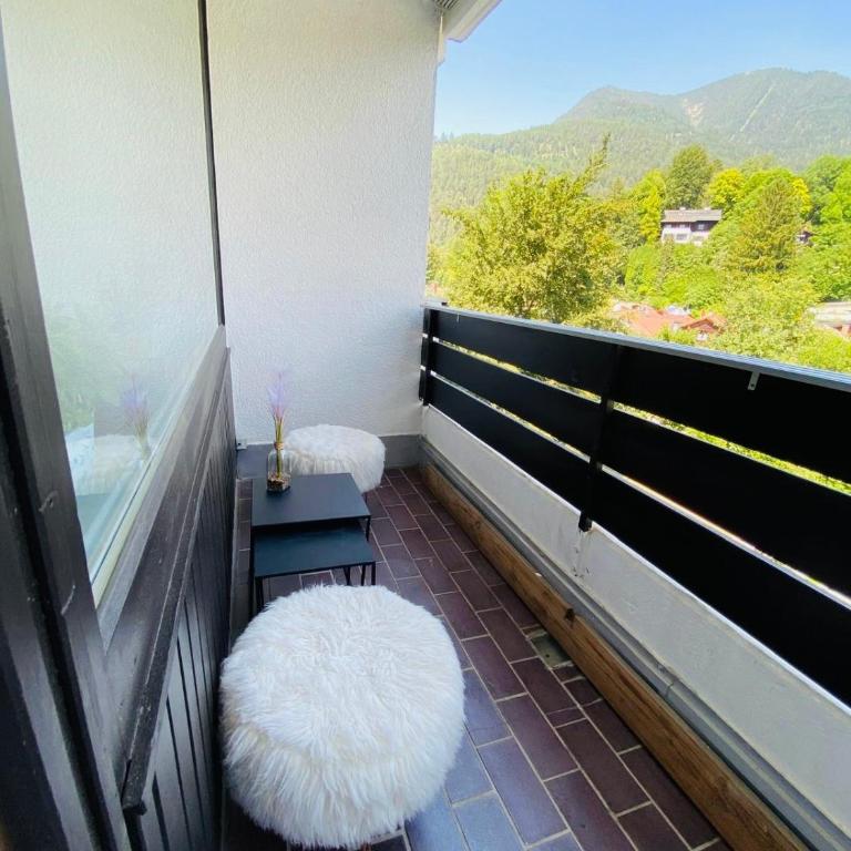 Panorama-Glück I & III - One-Bedroom Apartment with Balcony and Mountain View - 51