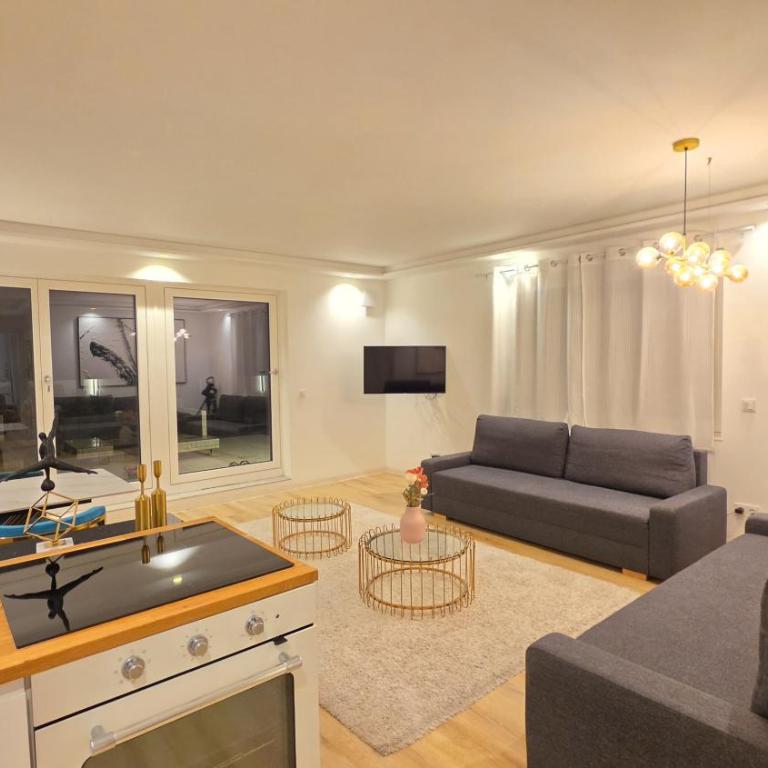 Beautiful new R apartment -15 min to Octoberfest - Apartamento con balcón - 2