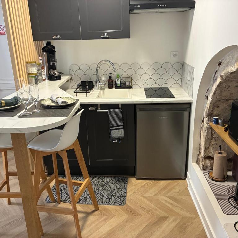 Le Studio Haslay SERAUCOURT en plein cœur de ville de BOURGES - Charme de l ancien et confort contemporain - Apartamento de 1 dormitorio - 4