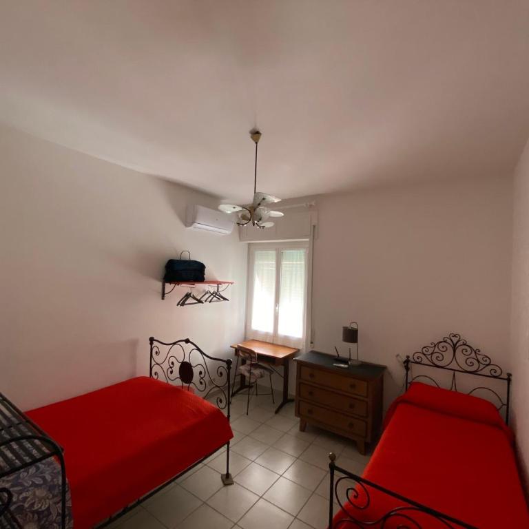Casa Rosso Melograno - Appartamento Deluxe con 2 Camere da Letto e Balcone - 7