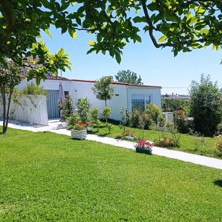 LAR JARDÍN - Casas con jardín y parking privado - Casa de 2 dormitorios - 4