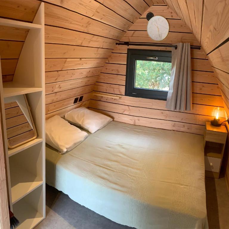 Camping du Grand Batailler - Chalet - 9