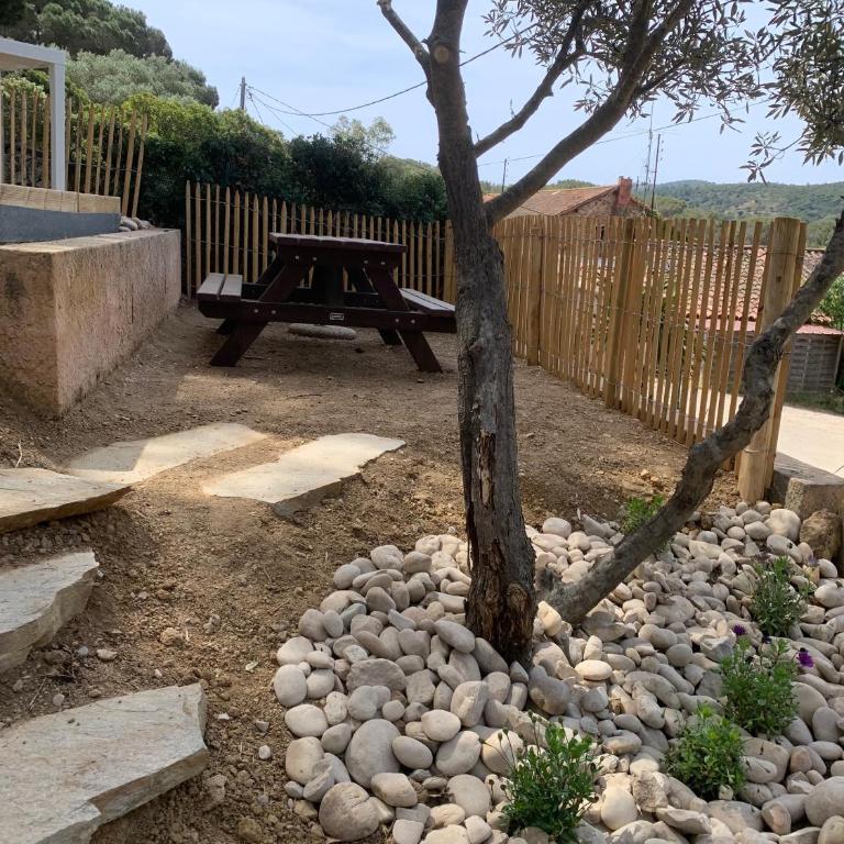 Camping du Grand Batailler - Chalet - 4