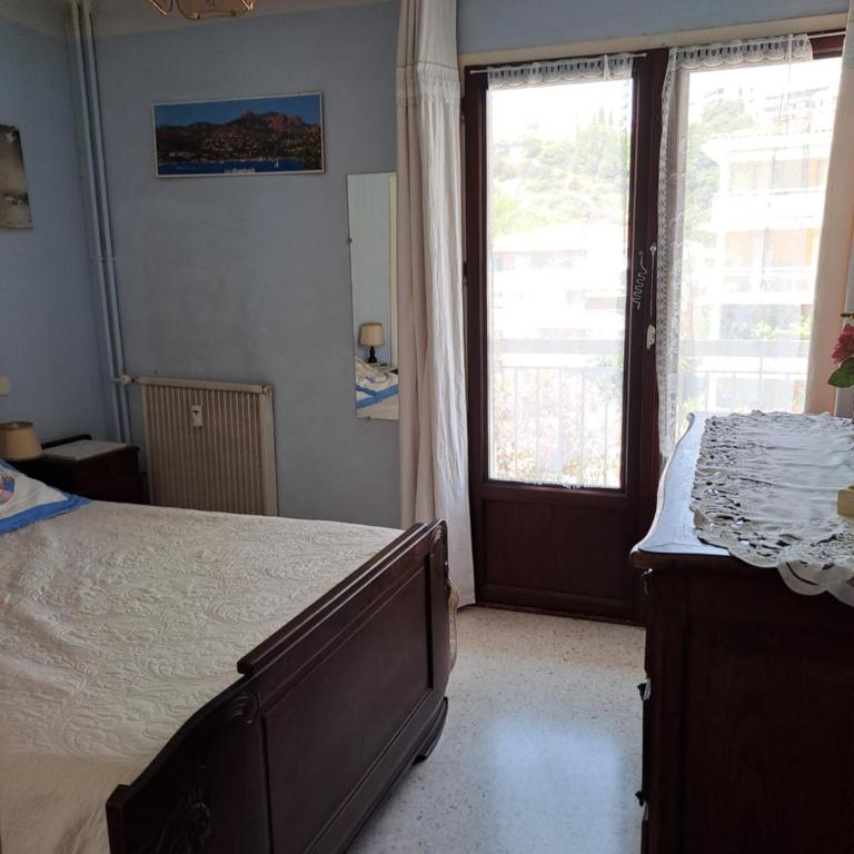 F3 calme à ST RAPHAEL - Apartment mit 2 Schlafzimmern - 13