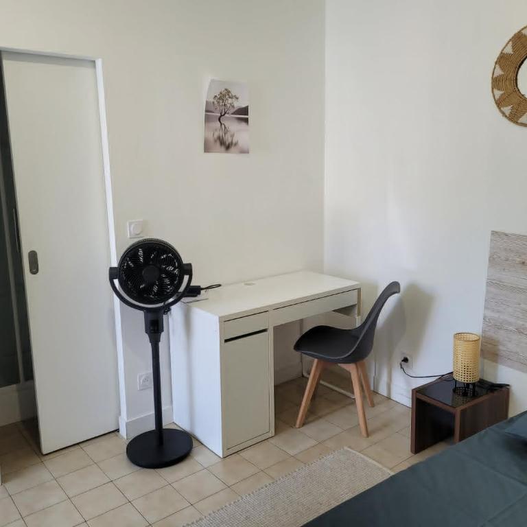 Studio Angers Chalouère - Apartamento de 1 dormitorio - 10