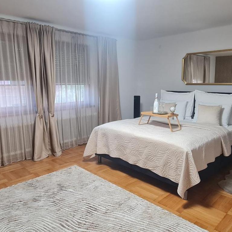 aNNa s Cozy Home with Private Forest, Canopy Terrace & Parking, near Red Bull Ring - Apartment mit 1 Schlafzimmer - 3