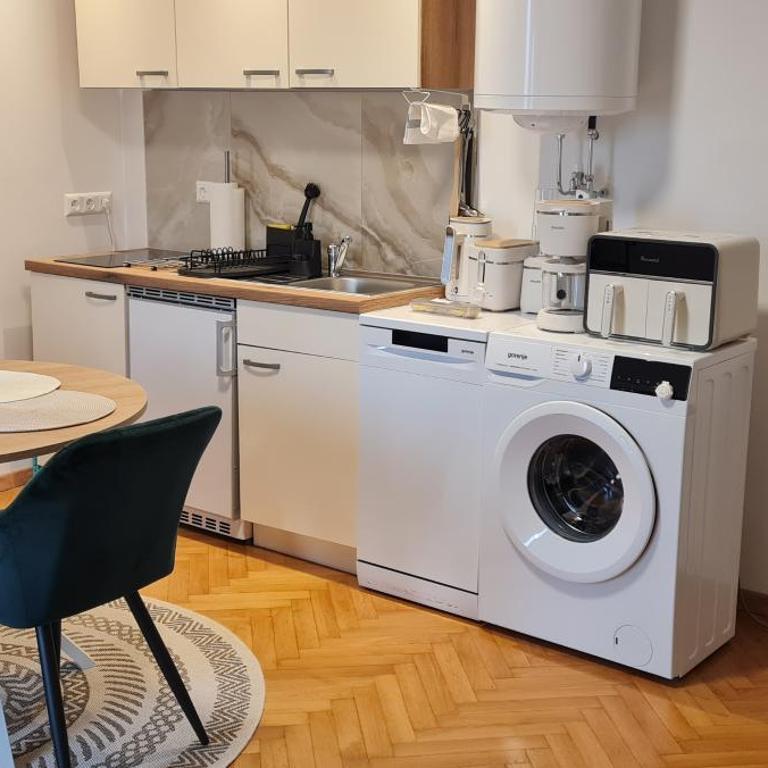 aNNa s Cozy Home with Private Forest, Canopy Terrace & Parking, near Red Bull Ring - Apartment mit 1 Schlafzimmer - 21