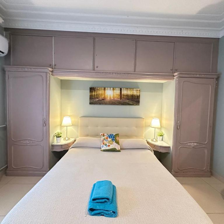 Alojamiento Granvi - Habitación Doble con balcón - 2