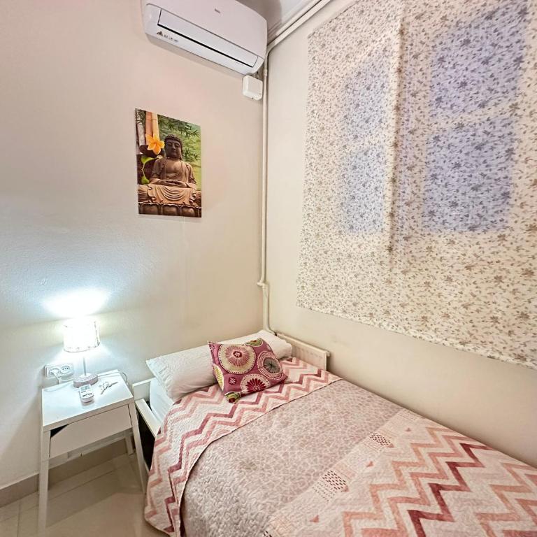Alojamiento Granvi - Habitación Individual con baño compartido - 3