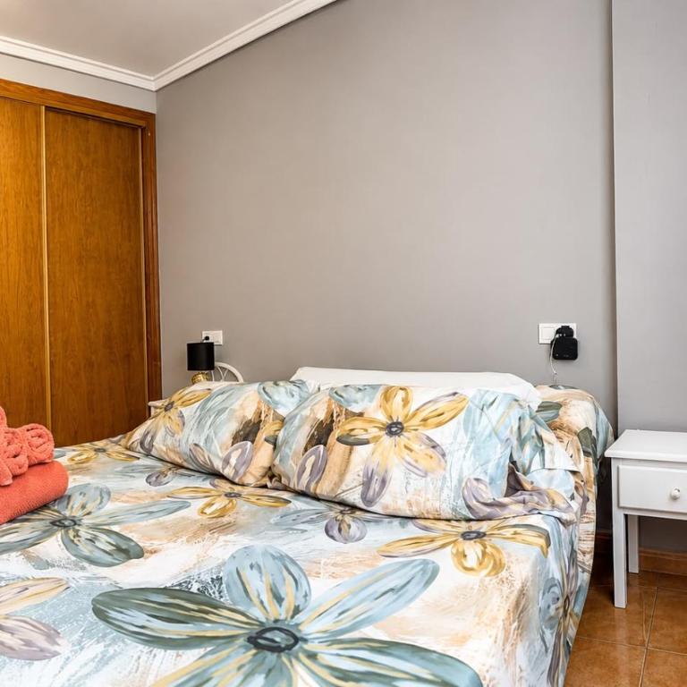 Apartamento con piscina, wi-fi, balcon a solo 2 minutos de la playa - One-Bedroom Loft Apartment with One Queen Bed - 6