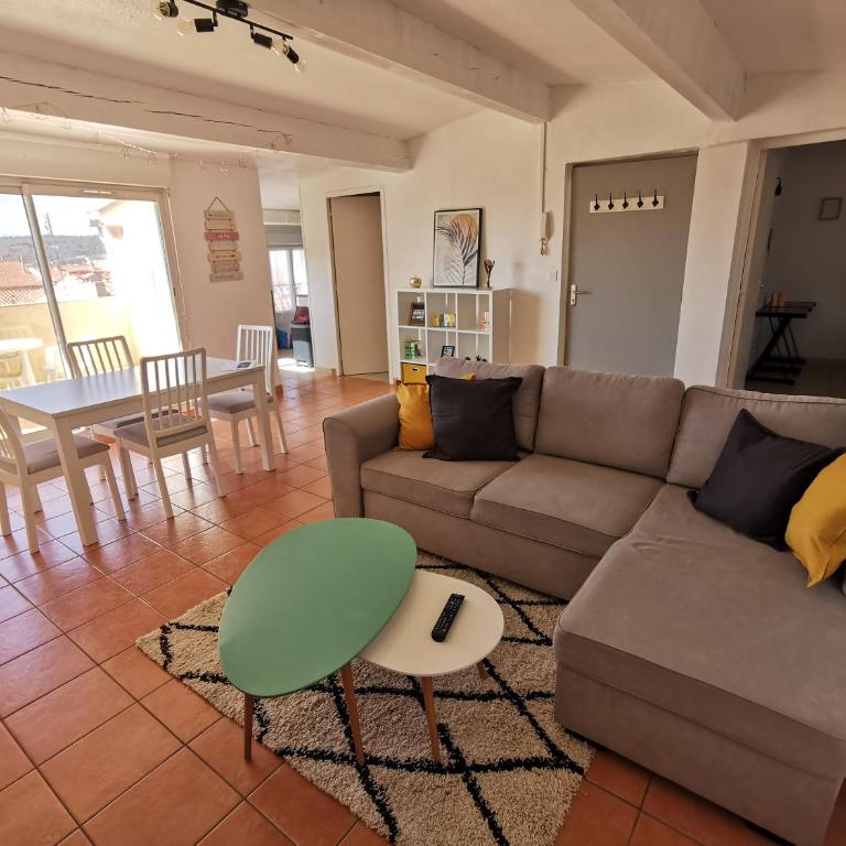 Appartement avec terrasse Classé - Appartement 2 Chambres - 8