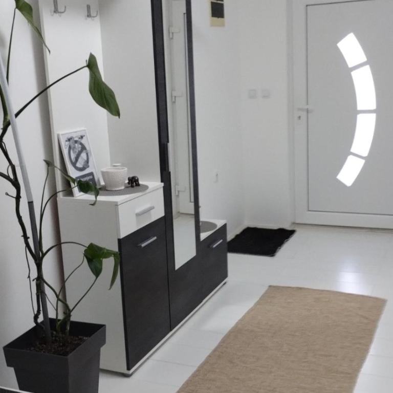 Apartman Omega - Apartment mit 2 Schlafzimmern - 5