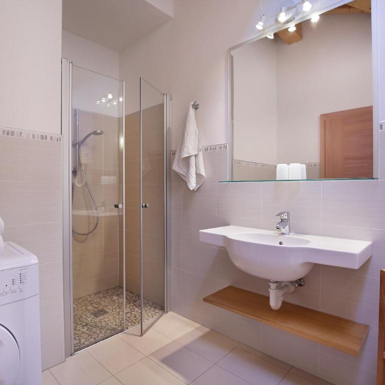 Villa Prafiorì - Appartamento con 2 Camere da Letto - 8