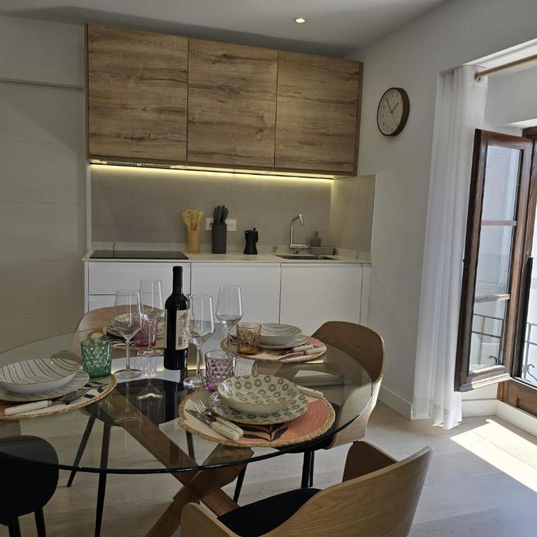 Socorro Plaza Boutique - One-Bedroom Apartment with View - 18