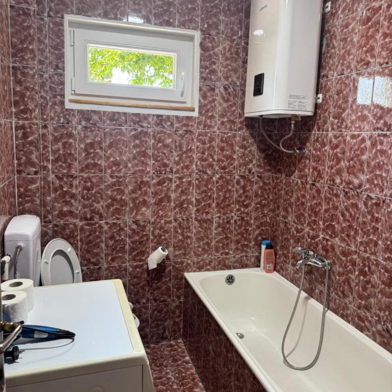 Apartments FAMILY & FRIENDS -free parking - Family Suite - 15