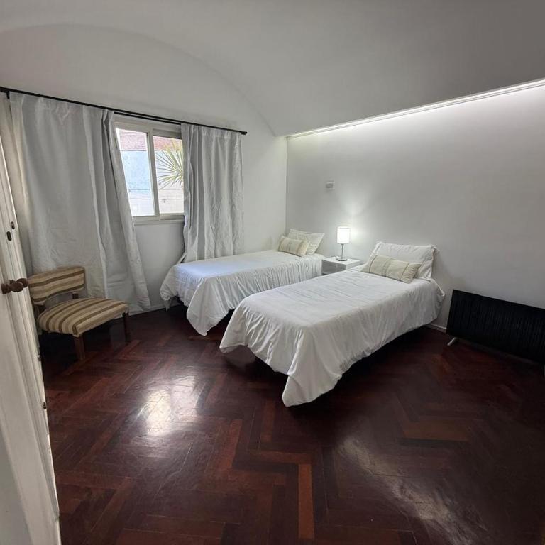 La Casona Apart & Suites - Habitación Familiar con baño privado - 8