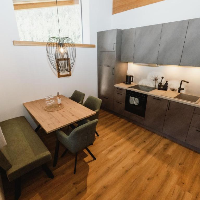 Anderl's Apartments Stubaital Tirol - Apartment mit 2 Schlafzimmern - 5