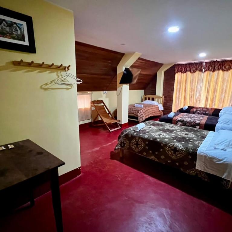 Hospedaje Andrea - Quadruple Room with Private Bathroom - 1