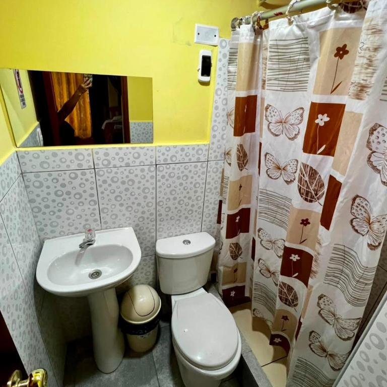 Hospedaje Andrea - Quadruple Room with Private Bathroom - 3