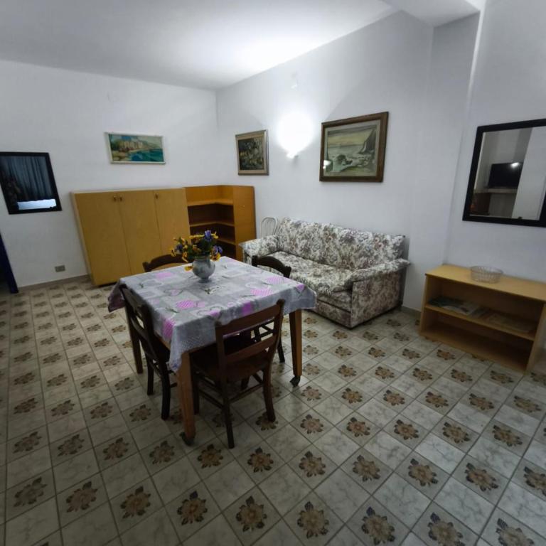 Villa LINA fronte Spiaggia - Villa con 2 Camere da Letto - 9