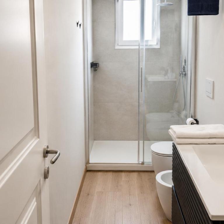 Palazzo Bruciato Residence 6 Guests 3BR 2 Bath AC WiFi - Appartamento con 3 Camere da Letto - 52