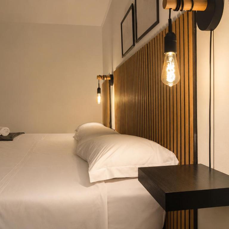Zurria Rooms - Triple Room with Private Bathroom - 6