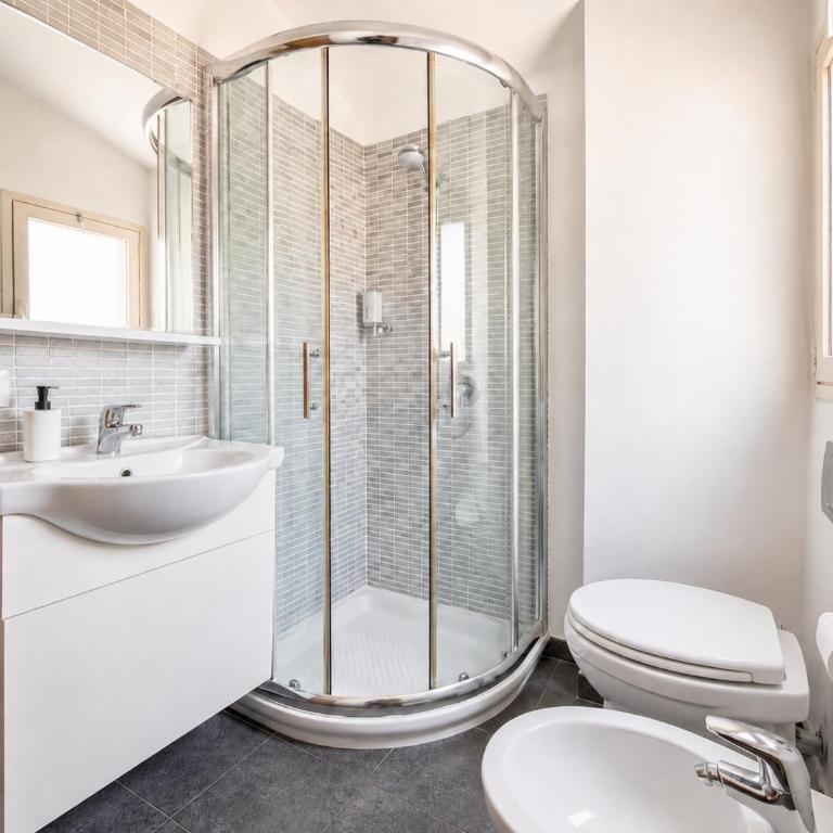 Zurria Rooms - Double Room with Private Bathroom - 1