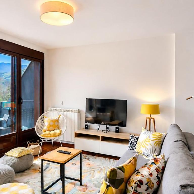 Apto Llanes Terraza y Garaje cerca Playa - Madora - Apartamento de 2 dormitorios - 3