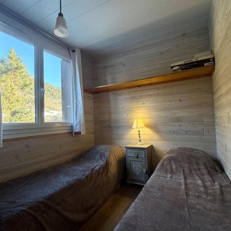 Charmant appartement pour 4 à La Salle-les-Alpes - Appartement - 6