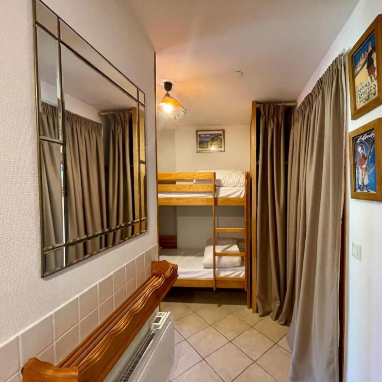 Apartment for 4 with with nice view of Briançon - Appartement - 8
