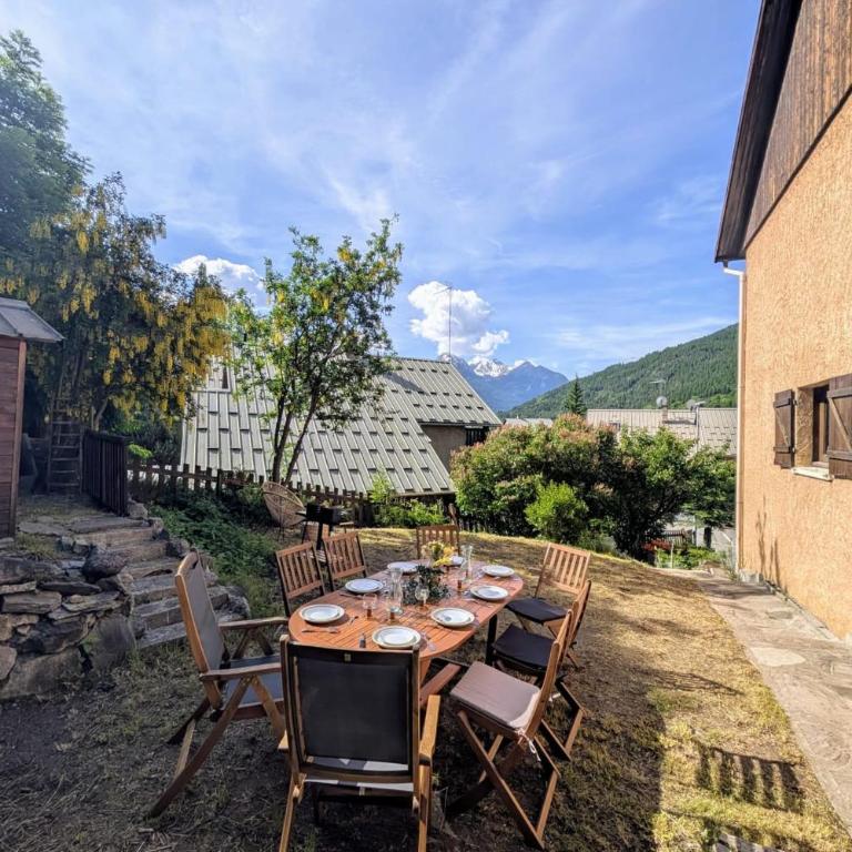Pretty F4 house with loggia in Briançon - Maison de Vacances - 17
