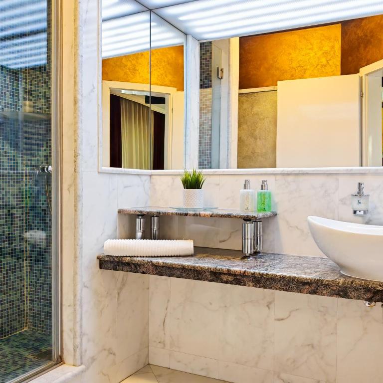 DivaLux New Studio A Boutique Hotel with AC and WiFi - One-Bedroom Apartment - 21