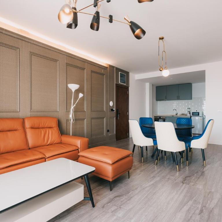 Dollaku Seafront Apartments - Two-Bedroom Apartment with Balcony and Sea View - 6