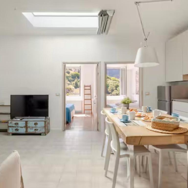 East coast 102 - Two-Bedroom Apartment with Sea View - 1