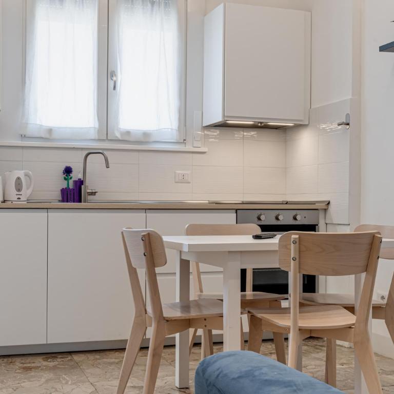 Sunny Nest Florence - Near City Center - Two-Bedroom Apartment - 23