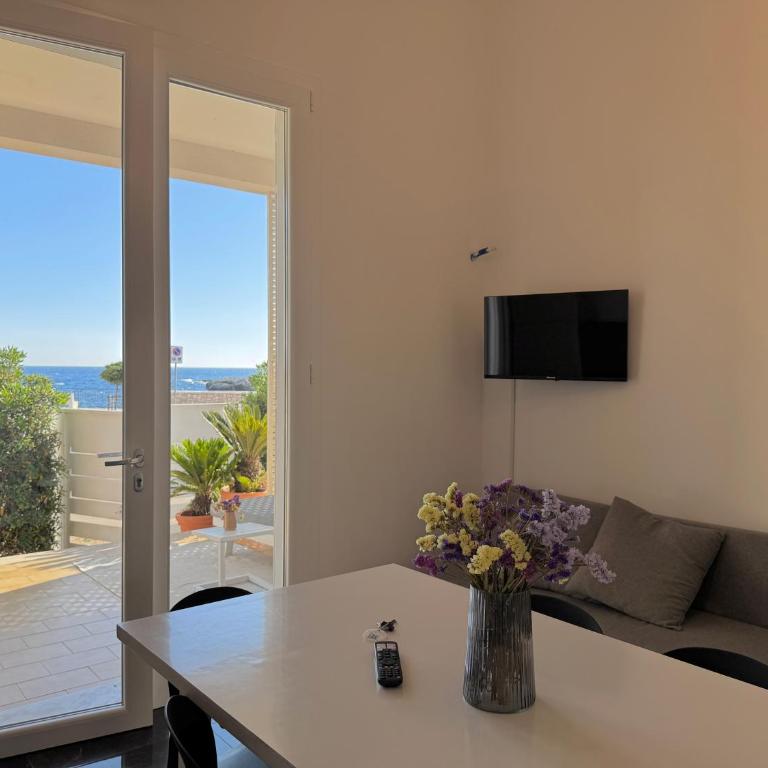 Villa Nauna - Beachfront Villa with Garden & Sea-View Terrace Santa Caterina - Marea Stays Collection - Casa con 1 Camera da Letto - 11