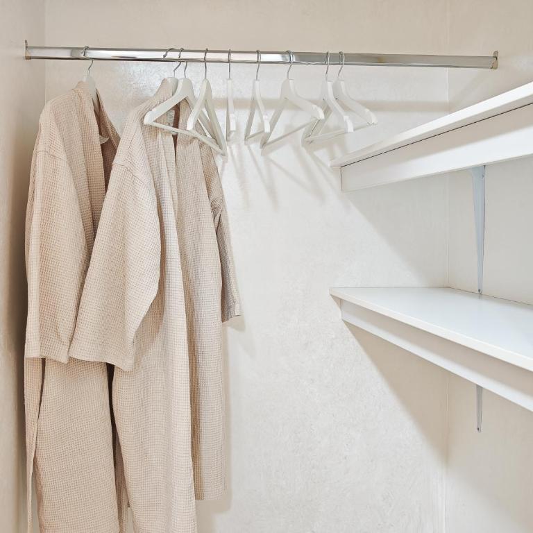 DivaLux New Suite D Boutique Hotel with AC and Wi-Fi - Appartement 2 Chambres - 13