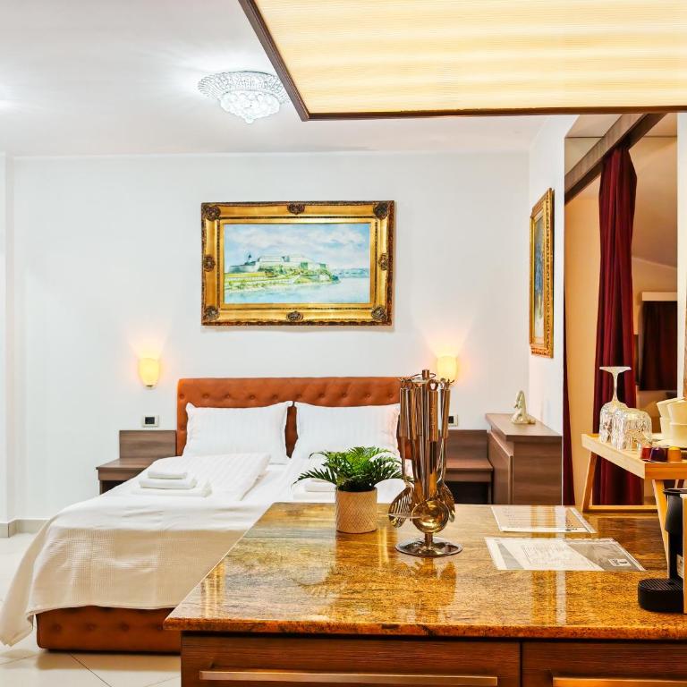 DivaLux New Suite D Boutique Hotel with AC and Wi-Fi - Appartement 2 Chambres - 1