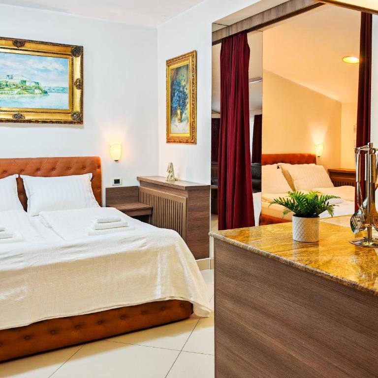 DivaLux New Suite D Boutique Hotel with AC and Wi-Fi - Appartement 2 Chambres - 24