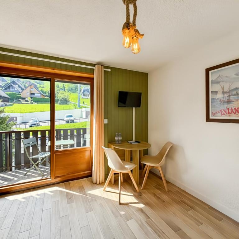 Studio cosy 3 personnes au pied des télécabines - Studio - Vue sur Montagne - 9