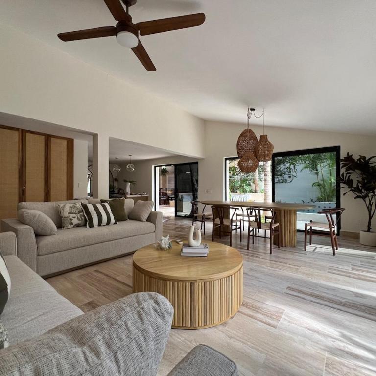 Boutique Private Villa in Hotel Zone - Pool & Outdoor Living - Villa 2 Chambres - 28