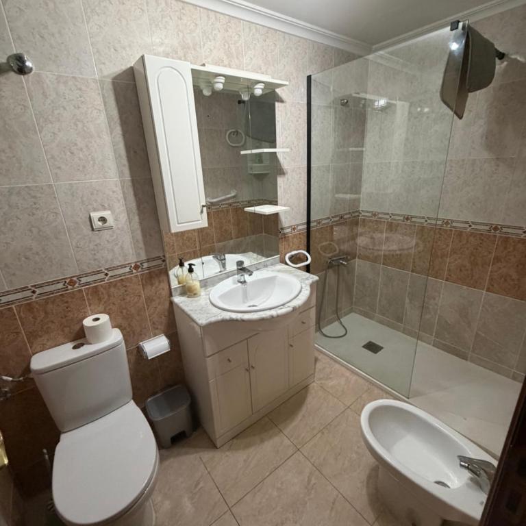 Brisa mediterránea - Apartamento de 2 dormitorios con balcón - 8