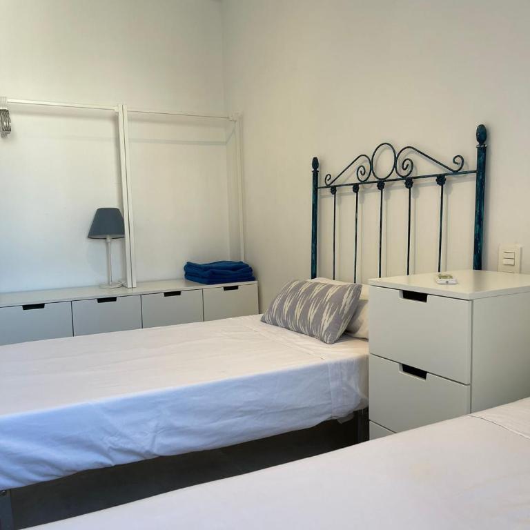 PISO EN PLAZA DE ESPAÑA Y PLAYA DE LA COLONIA - Apartamento - 30