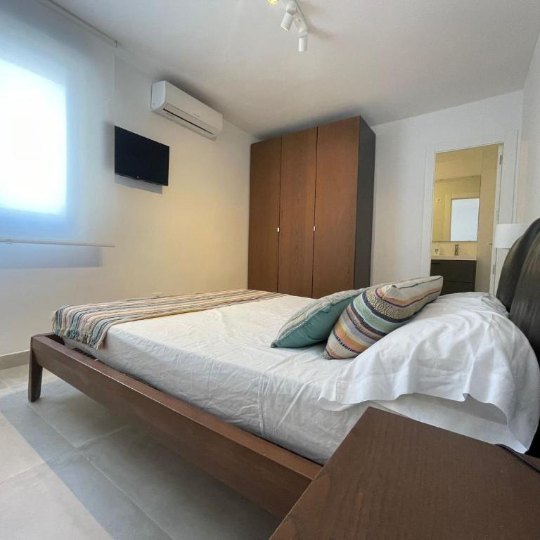 PISO EN PLAZA DE ESPAÑA Y PLAYA DE LA COLONIA - Apartamento - 20