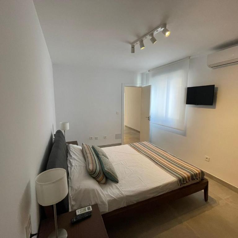 PISO EN PLAZA DE ESPAÑA Y PLAYA DE LA COLONIA - Apartamento - 14