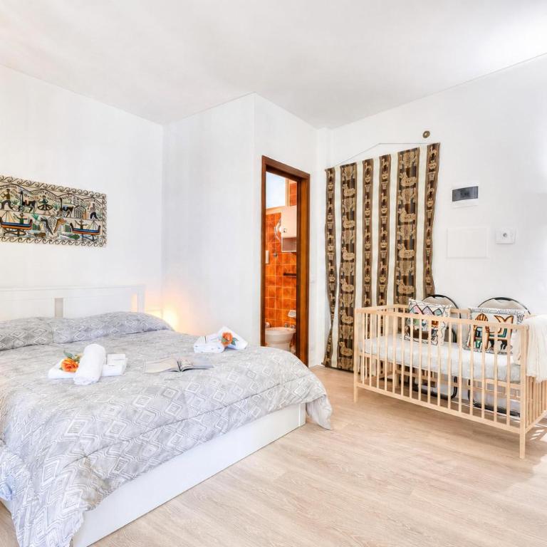 Casa Emma With Sea Glimpse Terrace - Happy Rentals - Appartement - Rez-de-Chaussée - 18