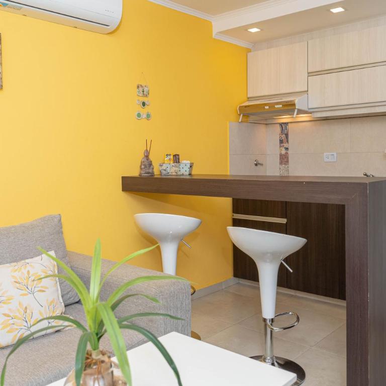 Apart ASK - Apartamento con balcón - 1