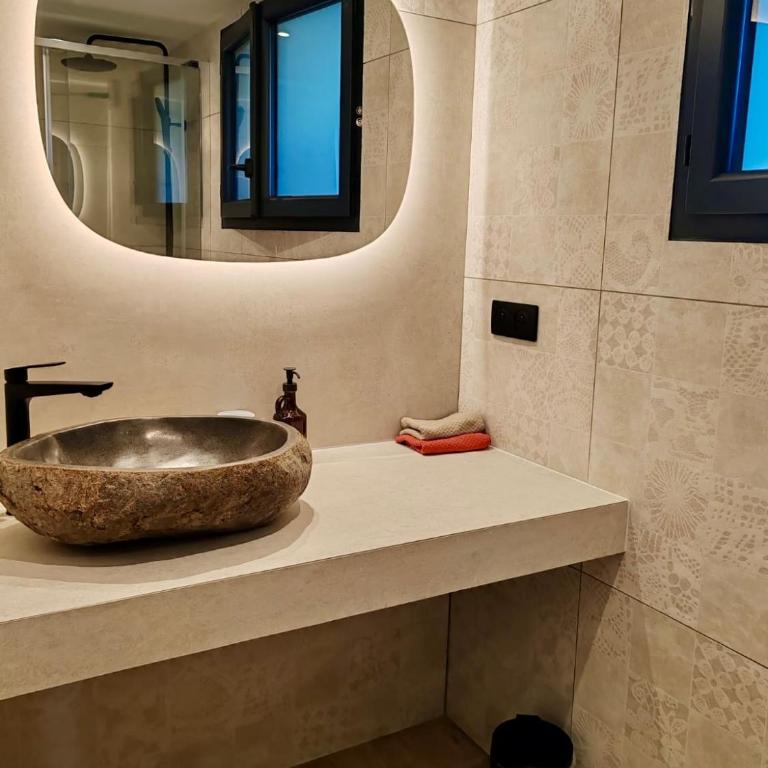 Havre de paix face au lac - Jardin, bain nordique & BBQ - Maison 2 Chambres - 22